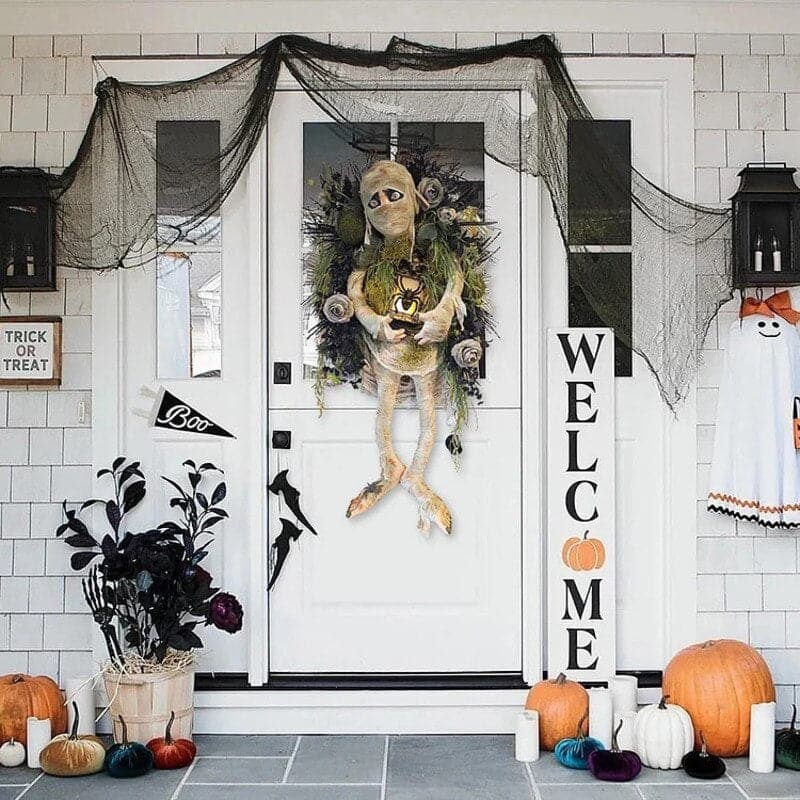 Mummy Wreath Shape Halloween Decoration 50x40cm Door Window Wall Hanging Ornament Fun Scary Plastic Decoration Wreath