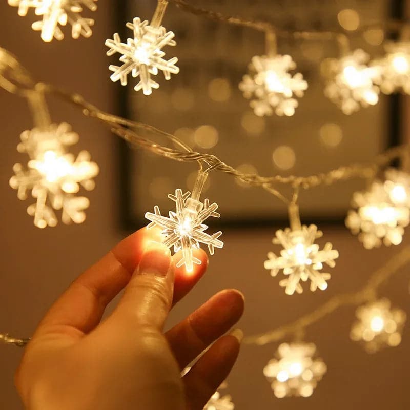Christmas LED Snowflakes Star String Lights Christmas Garland Battery Powered Fairy Lighting Strings Lamps For Xams Tree Decor