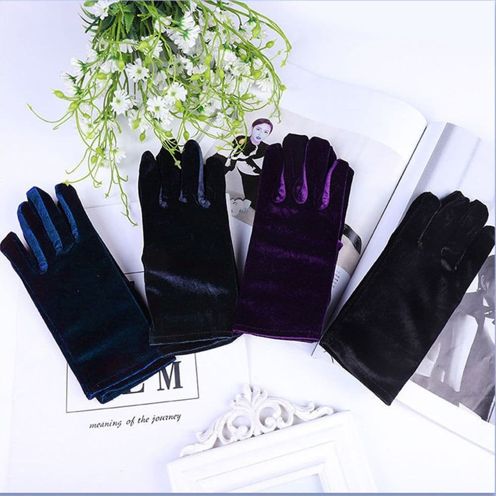 Short Opera Velvet Gloves for Women Flapper Stretchy Wrist Length Banquet Gloves Tea Party Halloween Costume Gloves