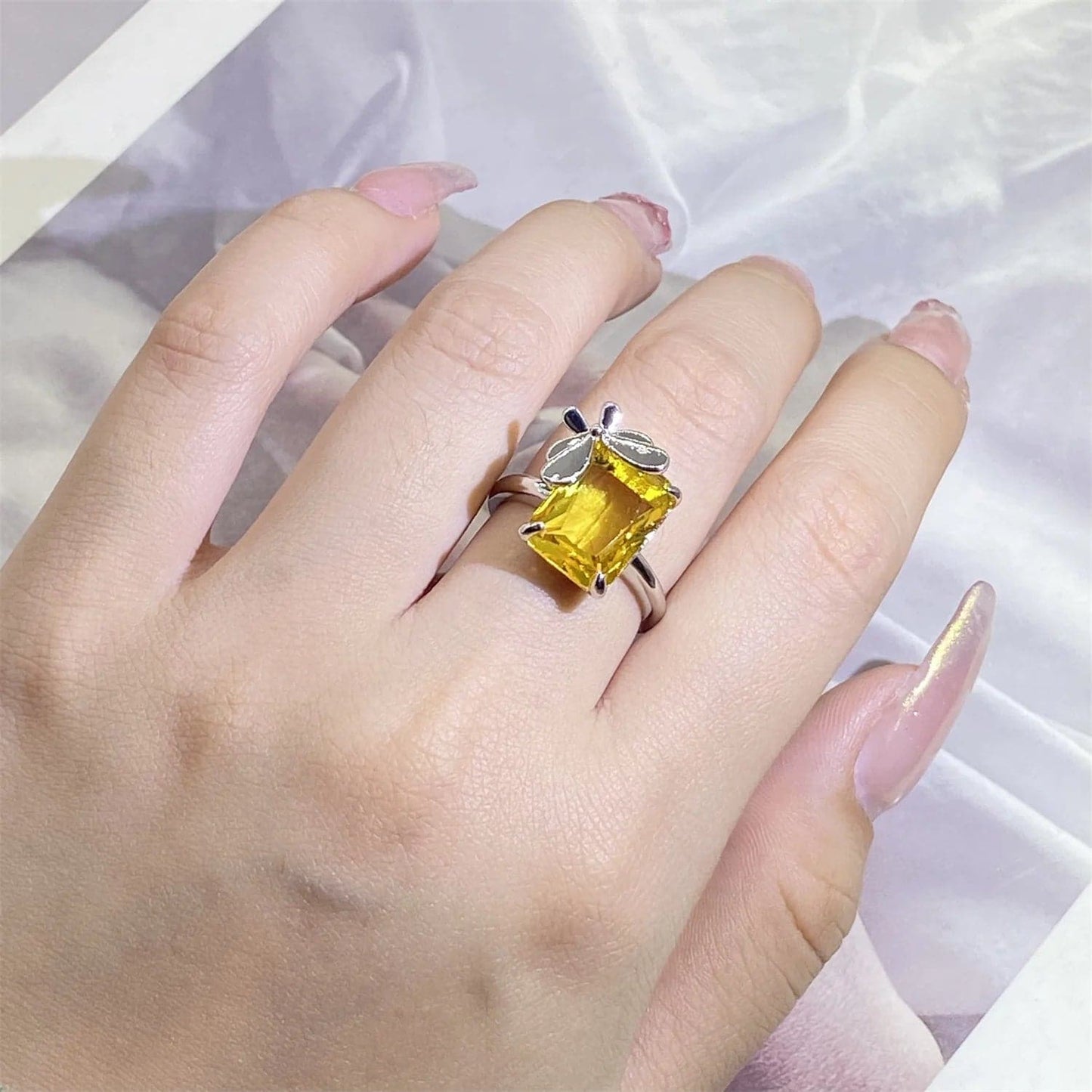 Luxury Sapphire Crystal Couple Ring - Topaz Bow Womens Ring