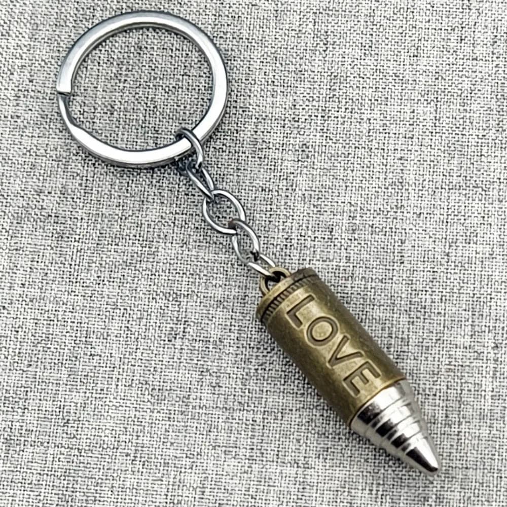 1Pc Love Punk Bullet Pendant Keychain Metal Keychains Luxury Bronze Car Accessories Keychains for Couples Boys Valentine Gift