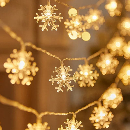 Christmas LED Snowflakes Star String Lights Christmas Garland Battery Powered Fairy Lighting Strings Lamps For Xams Tree Decor